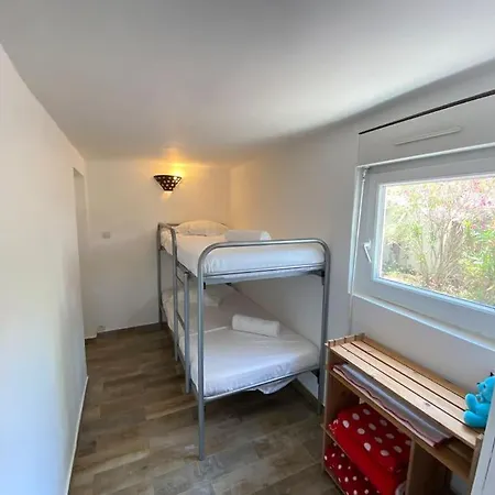 Nyaraló 06av1 - Petite Maison Au Calme Avec Piscine